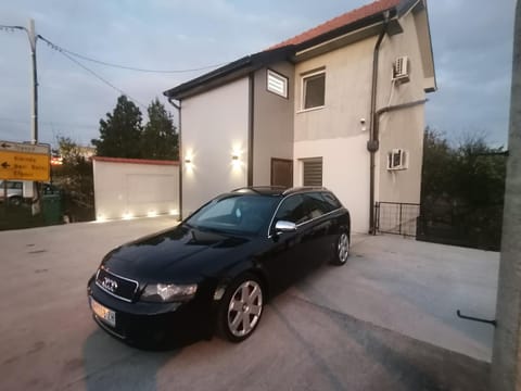 S. A. L. 2 Apartment in Timiș County