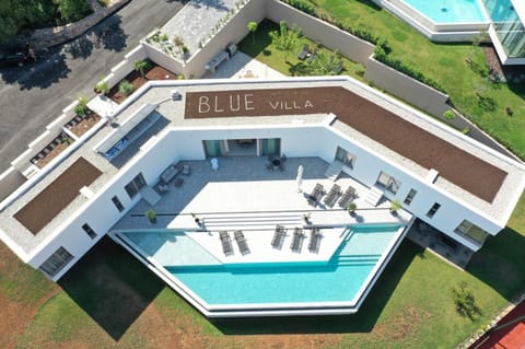 Property building, Balcony/Terrace