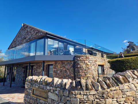 Parklands Apartment in England