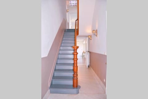 Villa Les Eglantines in Belle Epoque wijk Oostende Villa in Ostend