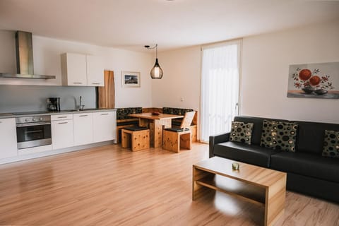 Communal lounge/ TV room, Living room, Dining area, kitchen
