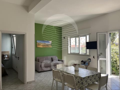 TV and multimedia, Living room, Dining area