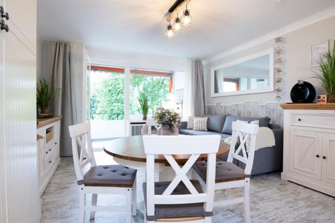 Strandschloss StrandKoje-OstseeBlick Apartment in Grömitz