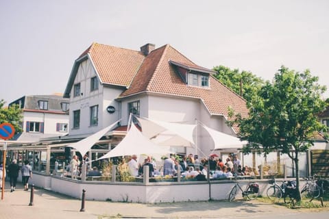 Vakantie-appartement aan zee in hartje De Haan Apartment in De Haan