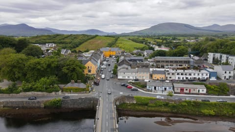 Property building, River view, Street view, Parking