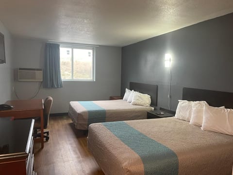 TROYINN&SUITES Hotel in Illinois