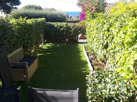 Garden, Garden view