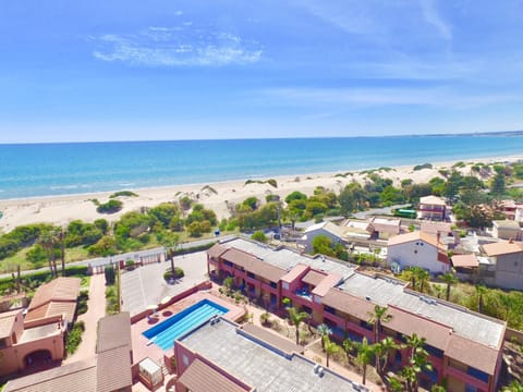 Bird's eye view, City view, Garden view, Landmark view, Pool view, Sea view, Street view