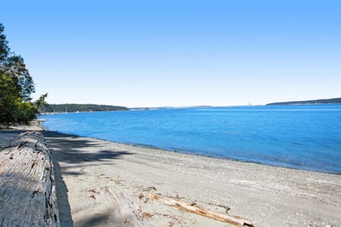 Brighton Beach House House in Whidbey Island