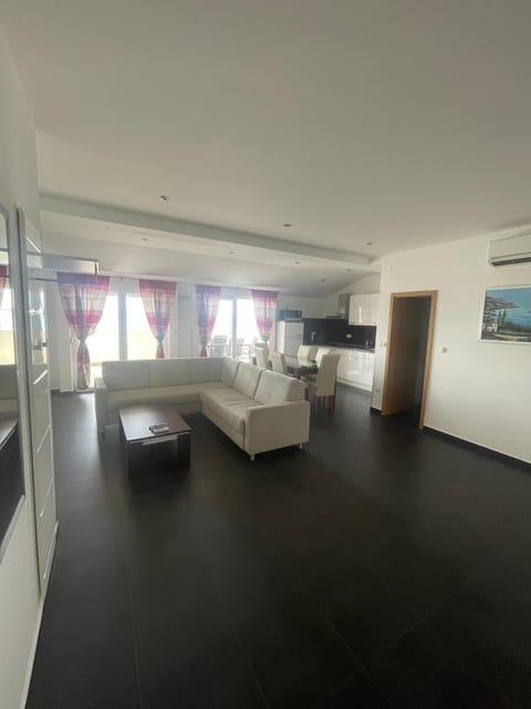 Apartments Ljupko Apartment in Šibenik-Knin County, Croatia