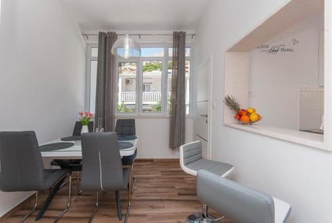 Deluxe apartment White Angel Apartment in Split-Dalmatia County
