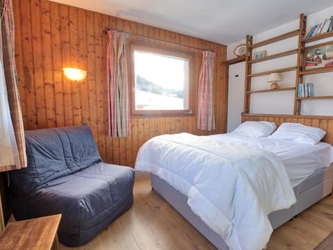 Appartement spacieux proche des pistes, piscine, animaux admis - FR-1-505-127 Apartment in Notre-Dame-de-Bellecombe