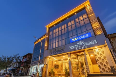 Property building, Facade/entrance