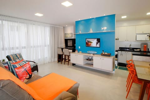 TV and multimedia, Dining area