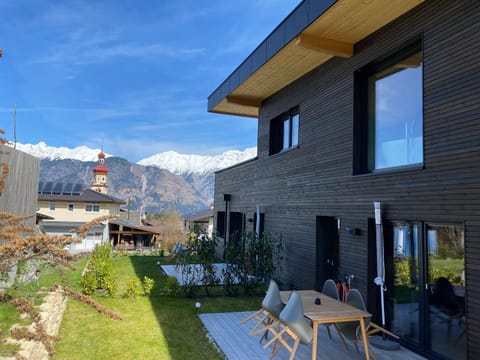 Black Forest Lodges - gehobene Ferienwohnungen mit Privatsaunas Apartment in Tyrol
