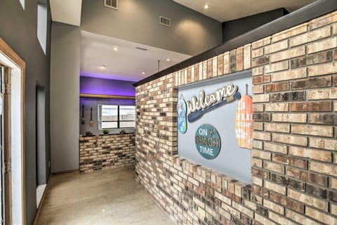 Huge Home with Pool Table Near St Pete Beach! House in Seminole