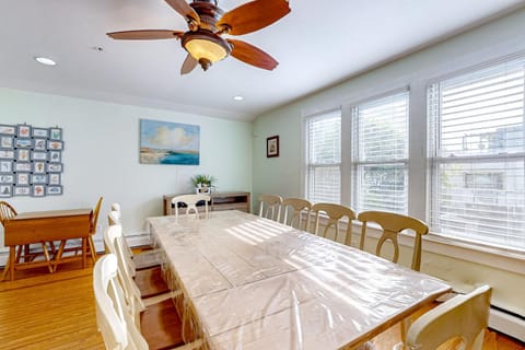 Boardwalk Bungalow House in Ocean City