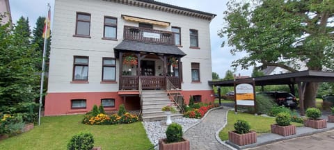 Property building, Facade/entrance