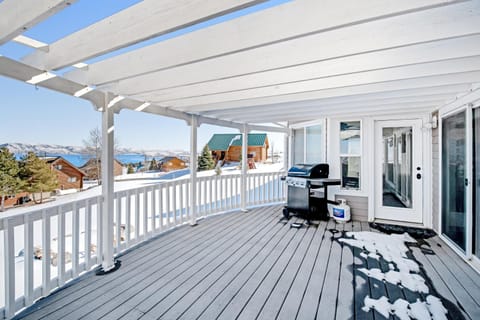 Buttercup Beauty House in Garden City