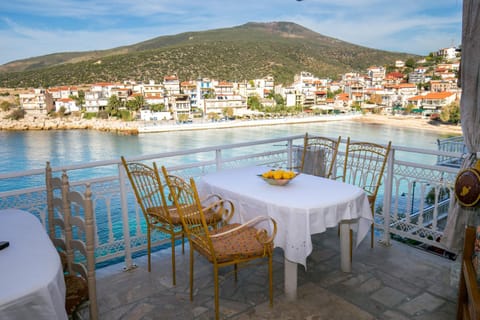 Spring, Day, Night, Winter, Summer, Decorative detail, Decorative detail, Autumn, City view, Landmark view, Mountain view, Sea view, Street view, Area and facilities, Seasons, Time of day, Sunrise, Sunset