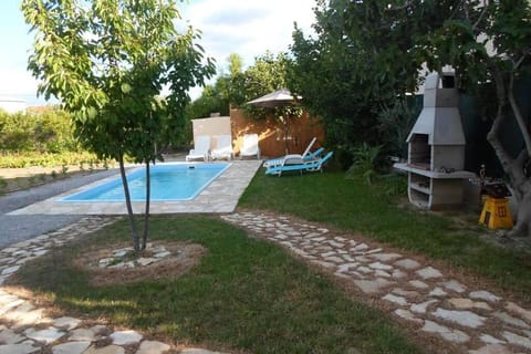 Garden, Swimming pool