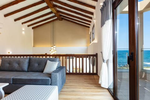 Balcony/Terrace, Seating area, Sea view