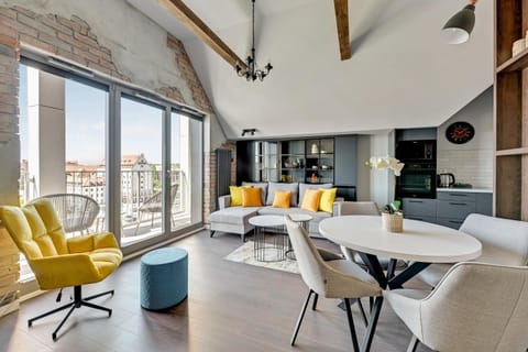 View (from property/room), Living room, Seating area