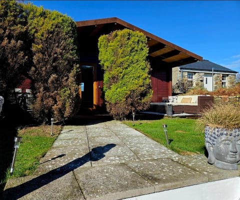 Captain’s Cabin Cabin in Wales