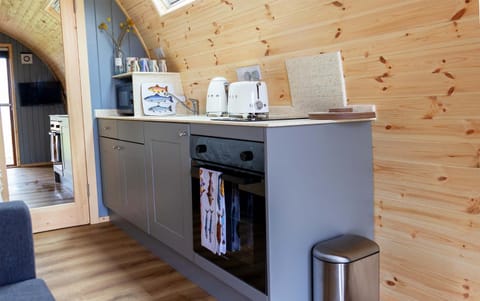 Air a’ Chroit Luxury Pods Apartment in Scotland