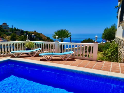 Sea view, Swimming pool