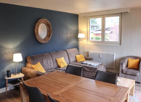 Living room, Meals