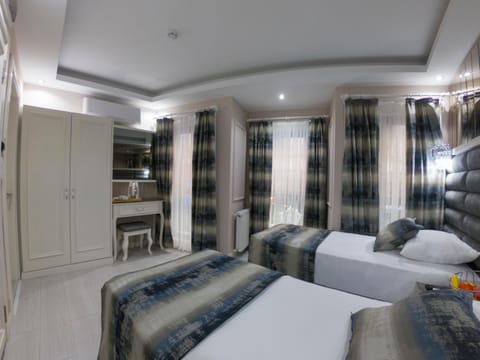 Bed, TV and multimedia, Photo of the whole room