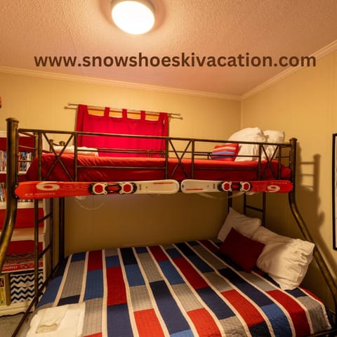 Summit 108B 3BR,Sunset views, FreeParking Apartment in Snowshoe