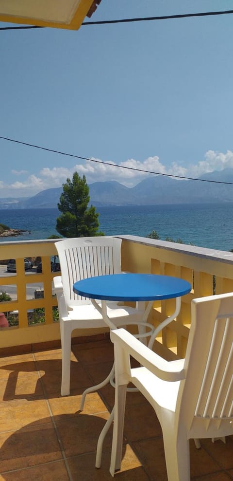 Balcony/Terrace, Mountain view, Sea view