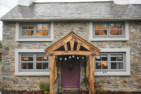 Goilan Goch House in Wales