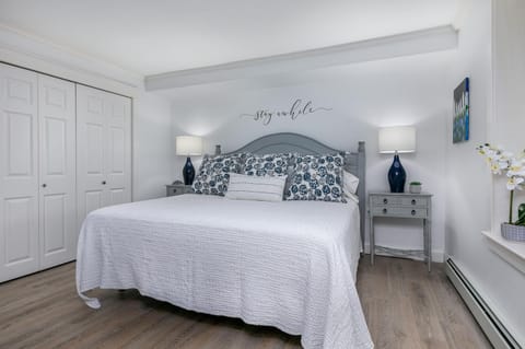 Bed, Bedroom, furniture