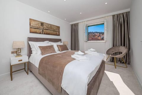 Elegant Art Deco Home with Balcony Apartment in Split