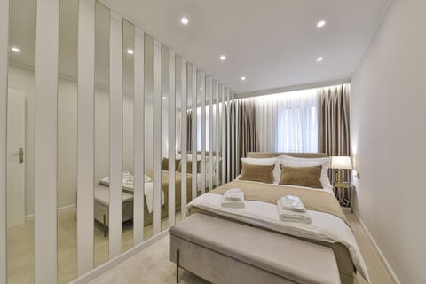 Elegant Art Deco Home with Balcony Apartment in Split