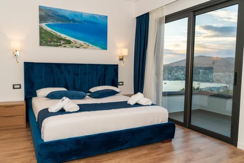 Bed, Photo of the whole room, Bedroom, Sea view