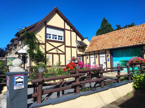 Le Vieux Logis Bed and Breakfast in Hauts-de-France