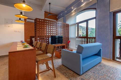 View (from property/room), View (from property/room), Living room, Dining area