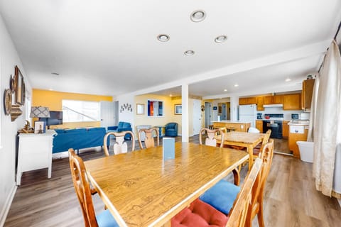 Inn at Sandcastle Beach House in Oregon