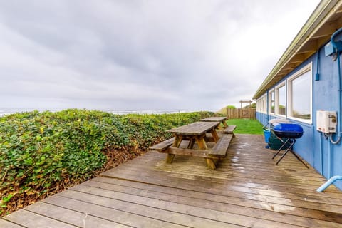 Inn at Sandcastle Beach House in Oregon