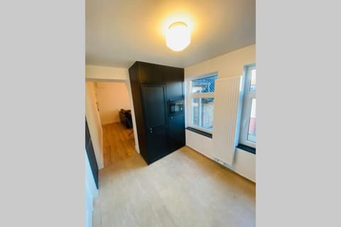 Recently renovated appartement 150m from the beach Apartment in De Haan