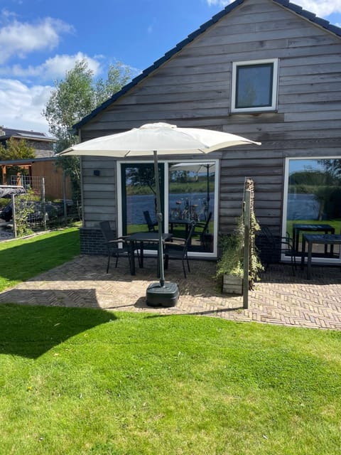 Mooi vakantiehuis prachtig gelegen aan het water House in South Holland (province)