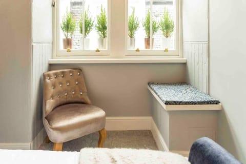 Spacious city centre apartment full of character Apartment in Inverness