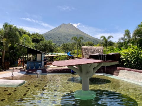Nearby landmark, Garden, Mountain view, Pool view, Swimming pool, Swimming pool