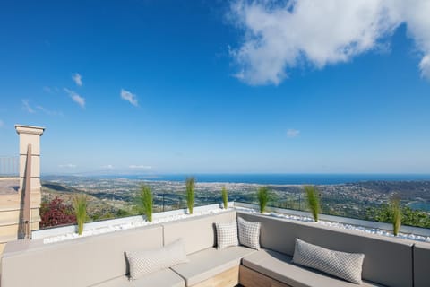 Seating area, Sea view