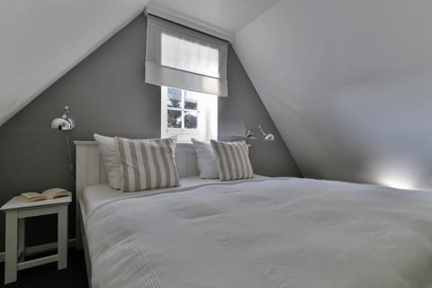 Nelle 1 Stock Apartment in Wenningstedt-Braderup