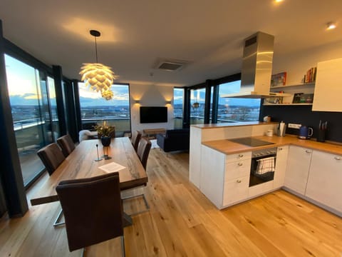 Living room, Seating area, Dining area